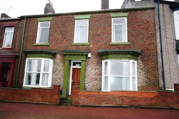 SUNDERLAND, SR2